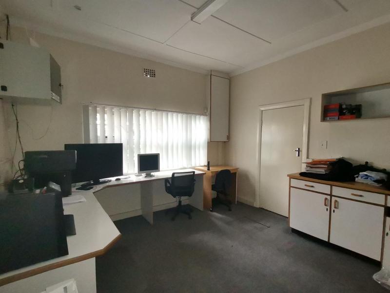 To Let commercial Property for Rent in Parow Western Cape